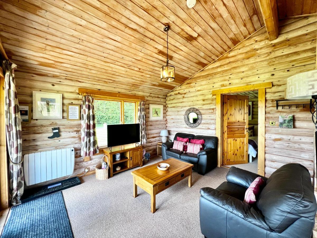 Lindley Log Cabin Lincoln Exterior photo